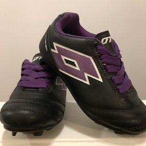 Toddlers Soccer shoes ⚽️